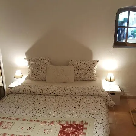 Le Clos Des Lavandes Casa de hóspedes *